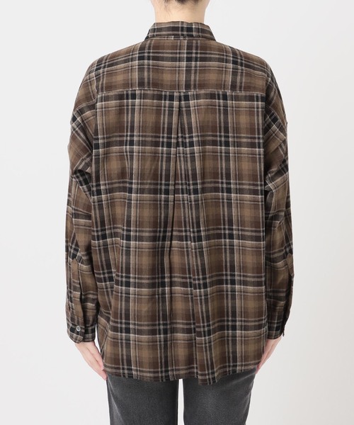 JOURNAL STANDARD relume（ジャーナルスタンダード　レリューム）の「CHECKオーバーサイズシャツ（シャツ/ブラウス・レディース・ブラウン/ベージュ/ブルー系その他・FREE）」の16枚目の写真