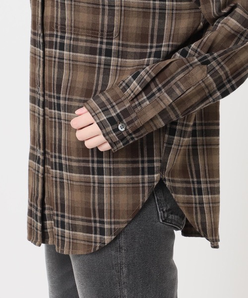 JOURNAL STANDARD relume（ジャーナルスタンダード　レリューム）の「CHECKオーバーサイズシャツ（シャツ/ブラウス・レディース・ブラウン/ベージュ/ブルー系その他・FREE）」の13枚目の写真