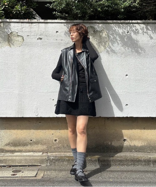 Ameri（アメリ）の「STUDS STRAP BALLET SHOES（バレエシューズ・レディース・ブラック/ボルドー/シルバー・LARGE/SMALL/MEDIUM）」の7枚目の写真