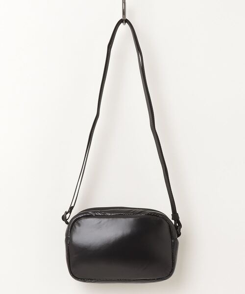 THE NORTH FACE(ザノースフェイス)の「【THE NORTH FACE/ザノースフェイス】 CHUBBY CROSS BAG MINI / チャビー クロス バッグ ミニ ポーチ(ボディバッグ/ウエストポーチ・レディース・ダークブラック/アイボリー/ブラック/ダークブラウン・FREE)」の5枚目の写真