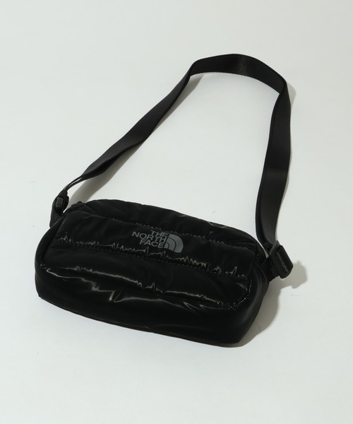 THE NORTH FACE(ザノースフェイス)の「【THE NORTH FACE/ザノースフェイス】 CHUBBY CROSS BAG MINI / チャビー クロス バッグ ミニ ポーチ(ボディバッグ/ウエストポーチ・レディース・ダークブラック/アイボリー/ブラック/ダークブラウン・FREE)」の11枚目の写真