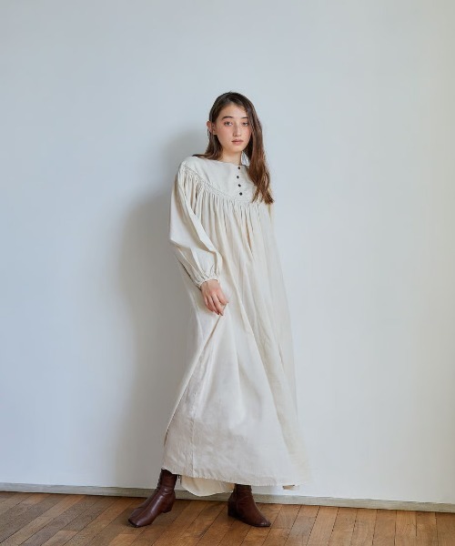 KALENO（カレノ）の「linen op（ワンピース・レディース・ブラック/ベージュ・FREE）」の4枚目の写真