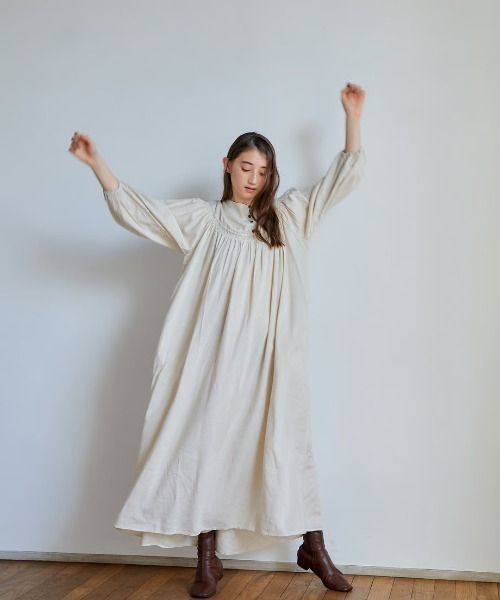 KALENO（カレノ）の「linen op（ワンピース・レディース・ブラック/ベージュ・FREE）」の5枚目の写真