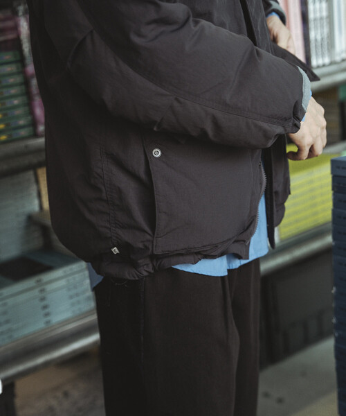 NANGA(ナンガ)の「NANGA × Firsthand/ナンガ FHSP GEN2 DOWN JACKET / 別注 ダウンジャケット / ショートダウン(ダウンジャケット/コート・メンズ・チャコールグレー/ブラック/オリーブ・S/M/L)」の11枚目の写真