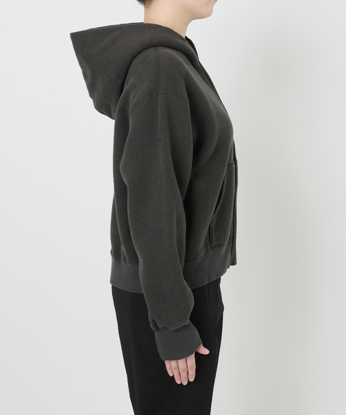 TICCA(ティッカ)の「TICCA ティッカ ダウニー裏毛ZIPパーカー TBEA-303(スウェット・レディース・チャコールグレー/ライトグレー・FREE)」の20枚目の写真