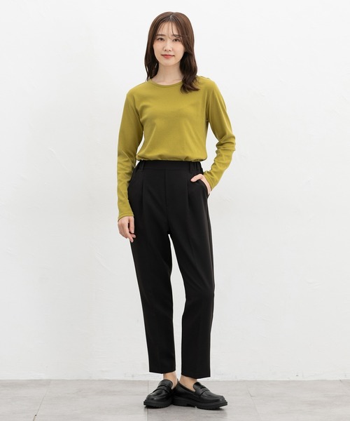 Honeys(ハニーズ)の「【ハニぽか・吸湿発熱】あったか綿クルーネックT(Tシャツ/カットソー・レディース・ブラック/グレイッシュベージュ/イエロー系その他/ブルー/オフホワイト・S/M/LL/L)」の14枚目の写真