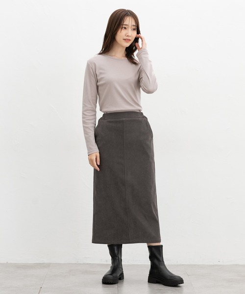 Honeys(ハニーズ)の「【ハニぽか・吸湿発熱】あったか綿クルーネックT(Tシャツ/カットソー・レディース・ブラック/グレイッシュベージュ/イエロー系その他/ブルー/オフホワイト・S/M/LL/L)」の17枚目の写真