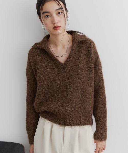 DFFUR.(ディフル)の「モヘアライク襟付きキーネックニットトップス(ニット/セーター・レディース・ブラウン/アイボリー・FREE)」の6枚目の写真