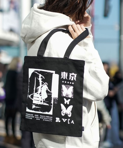 RVCA(ルーカ)の「RVCA メンズ RVCA SKATE TOKYO 2025 TOTE トートバッグ 【2025年秋冬モデル】 @autumn(トートバッグ・メンズ・ブラック・FREE)」の1枚目の写真