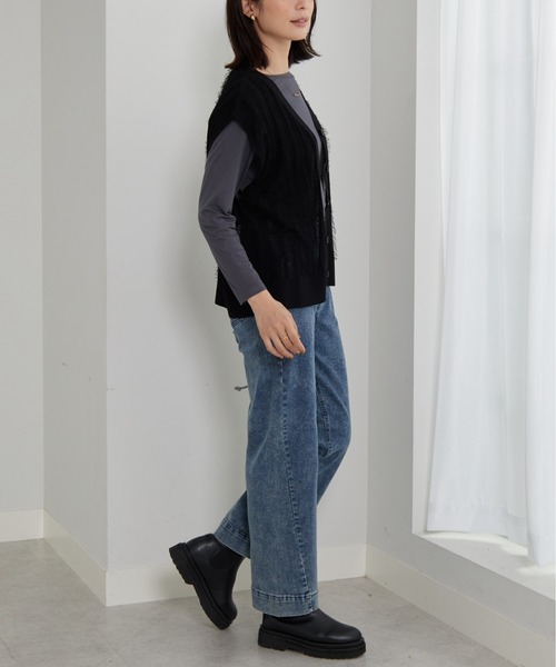 BELLUNA PLUS（ベルーナ）の「フリンジ素材ニットベスト（ニット/セーター・レディース・ブラック/アイボリー・X-LARGE/MEDIUM/LARGE）」の7枚目の写真