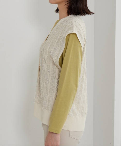BELLUNA PLUS（ベルーナ）の「フリンジ素材ニットベスト（ニット/セーター・レディース・ブラック/アイボリー・X-LARGE/MEDIUM/LARGE）」の10枚目の写真