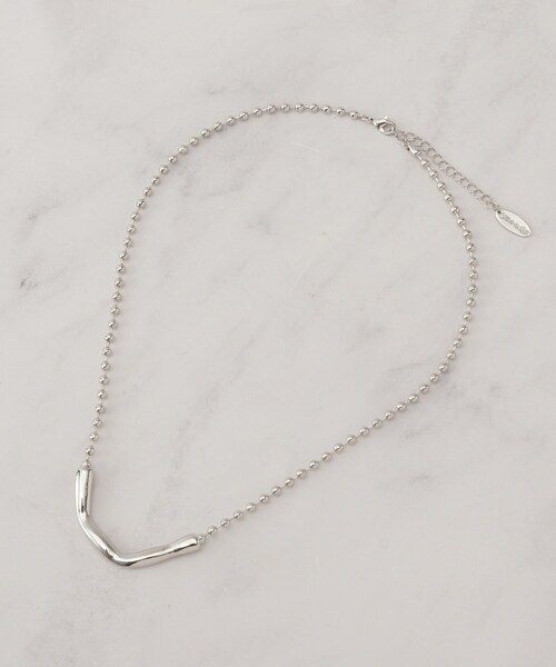 SHOO・LA・RUE（シューラルー）の「カーブメタル＆ボールチェーン（ネックレス・レディース・ゴールド/シルバー・00）」の5枚目の写真