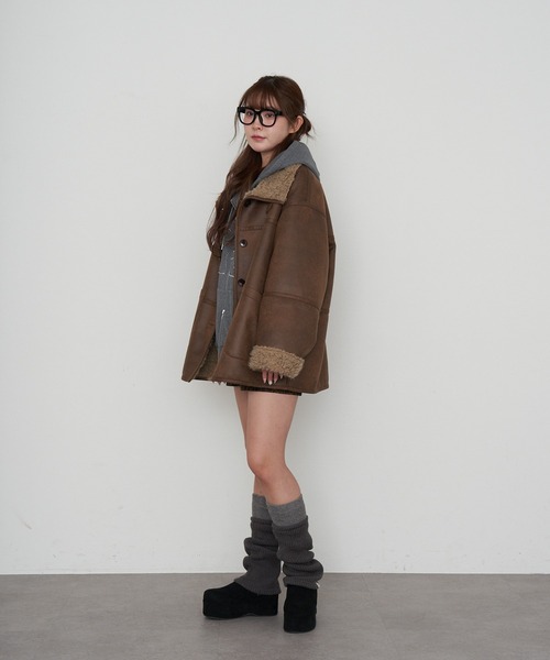 RAY CASSIN(レイカズン)の「【WEB限定】リバーシブルムートンコート(ムートンコート・レディース・ブラック系その他2/ブラウン系その他2/ベージュ系その他2・FREE)」の14枚目の写真