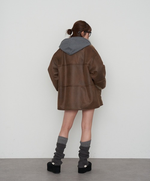 RAY CASSIN(レイカズン)の「【WEB限定】リバーシブルムートンコート(ムートンコート・レディース・ブラック系その他2/ブラウン系その他2/ベージュ系その他2・FREE)」の15枚目の写真