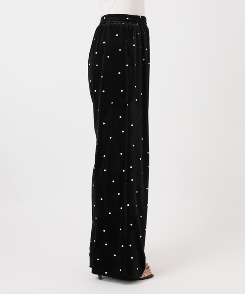 B.C STOCK(ベーセーストック)の「【WEB限定】手洗い可 / ベロアドット刺繍パンツ(その他パンツ・レディース・ブラック・FREE)」の18枚目の写真