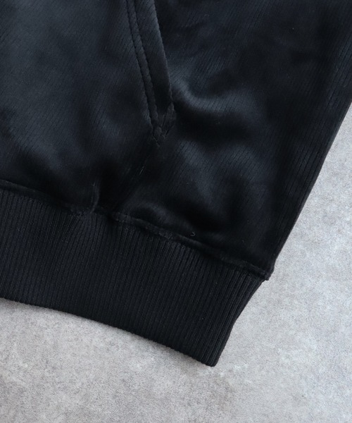 VISION STREET WEAR(ヴィジョンストリートウェア)の「【VISION STREET WEAR/ヴィジョンストリートウェア】別注 ベロアコーデュロイ スタッズロゴ ショート丈 ジップアップ フーディー ブルゾン(パーカー・メンズ・ブラック/ブラウン系その他/ダークグリーン・L/LL/M)」の13枚目の写真
