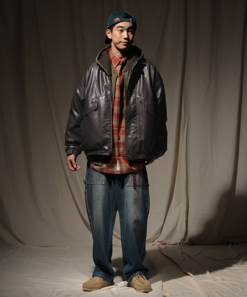 niko and...（ニコアンド）の「後付け配色ジップパーカー（パーカー・メンズ・ブラウン/チャコール・LARGE/MEDIUM）」の12枚目の写真