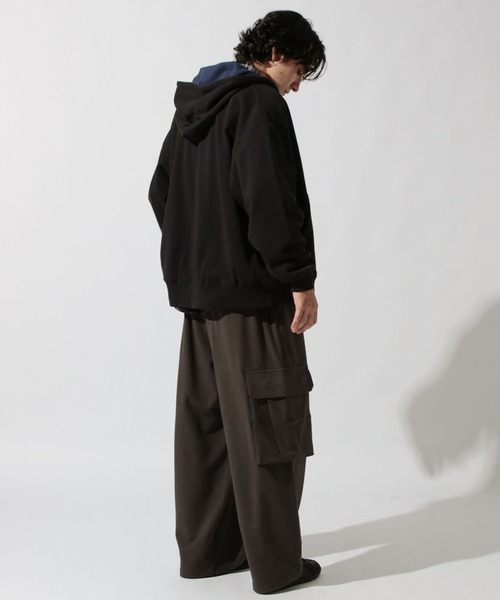 niko and...（ニコアンド）の「後付け配色ジップパーカー（パーカー・メンズ・ブラウン/チャコール・LARGE/MEDIUM）」の20枚目の写真