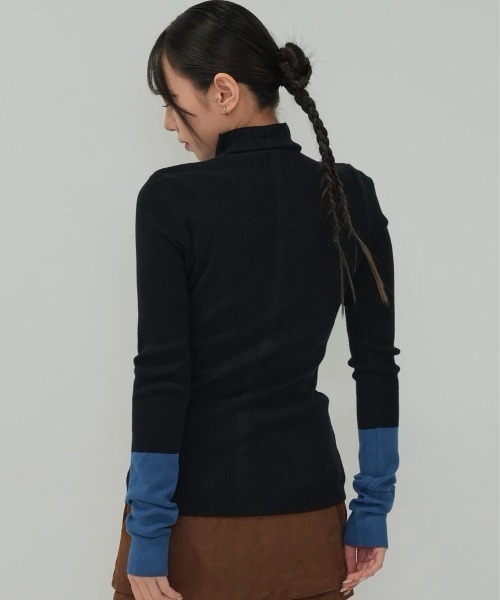 Enewd nina（エニュードニーナ）の「バイカラー ハイネック ニット（ニット/セーター・レディース・ブラック・FREE）」の8枚目の写真