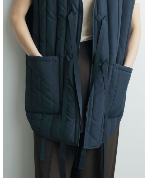 anuke（アンヌーク）の「anuke Backopen Stripe Vest 62520108（ベスト・レディース・ネイビー/オフホワイト・36/38）」の11枚目の写真