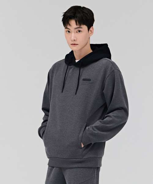 CHASECULT(チェイスカルト)の「男性配色フード裏起毛Tシャツ-チャコール(パーカー・メンズ・チャコールグレー・100/95/105)」の3枚目の写真