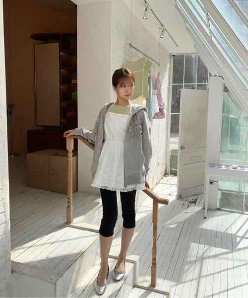 SINOON（シヌーン）の「Scallop Lace Layered Dress (Cream)（スカート・レディース・アイボリー・FREE）」の8枚目の写真