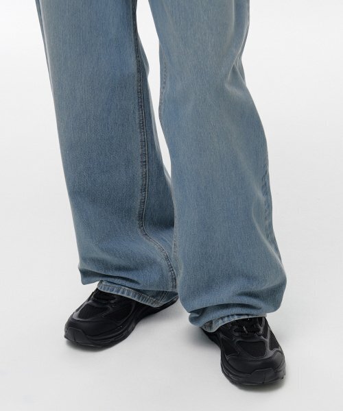 MUSINSA STANDARD（ムシンサスタンダード）の「エクストラワイドデニムパンツ [ライトインディゴ]（デニムパンツ・メンズ・その他・40/38/42/36/34/32/30/31/33/26/27/28/29）」の6枚目の写真