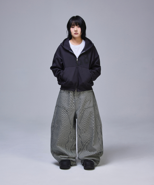 SCALLYWAG（スカリーワグ）の「ダブルニー バギー カーペンター 生地デニム[ストライプ]（デニムパンツ・レディース・その他・MEDIUM/X-LARGE/LARGE/SMALL）」の9枚目の写真