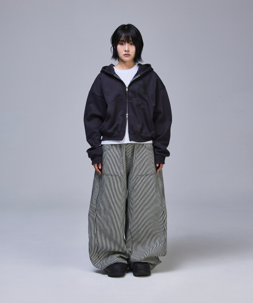 SCALLYWAG（スカリーワグ）の「ダブルニー バギー カーペンター 生地デニム[ストライプ]（デニムパンツ・レディース・その他・MEDIUM/X-LARGE/LARGE/SMALL）」の2枚目の写真