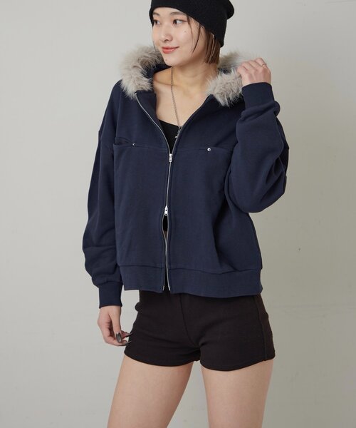 WHO'S WHO gallery（フーズフーギャラリー）の「スラッシュポケットファーパーカー（パーカー・レディース・ネイビー/ブラック/カーキ・FREE）」の19枚目の写真