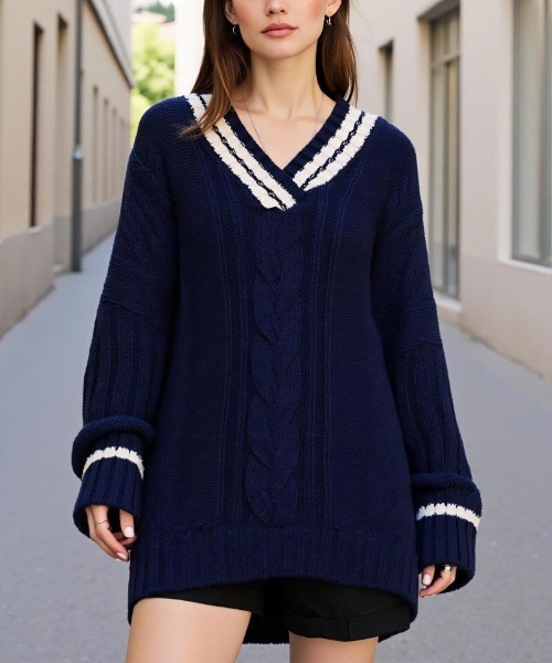 cammie(キャミー)の「Vネックラインニットトップス(ニット/セーター・レディース・レッド/ネイビー/ホワイト・F)」の2枚目の写真