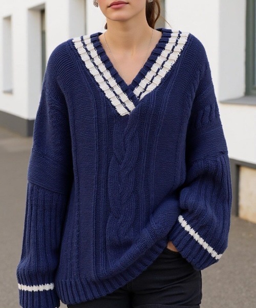 cammie(キャミー)の「Vネックラインニットトップス(ニット/セーター・レディース・レッド/ネイビー/ホワイト・F)」の9枚目の写真