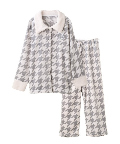 まるで毛布！のような暖かさ]ロゴ刺繍千鳥柄マイクロファイバー