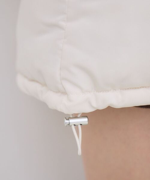 ems excite（エムズエキサイト）の「Fファーフード付中綿コート（ダウンジャケット/コート・レディース・ナチュラル/ブラック・FREE）」の15枚目の写真