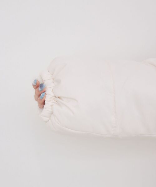 ems excite（エムズエキサイト）の「Fファーフード付中綿コート（ダウンジャケット/コート・レディース・ナチュラル/ブラック・FREE）」の7枚目の写真