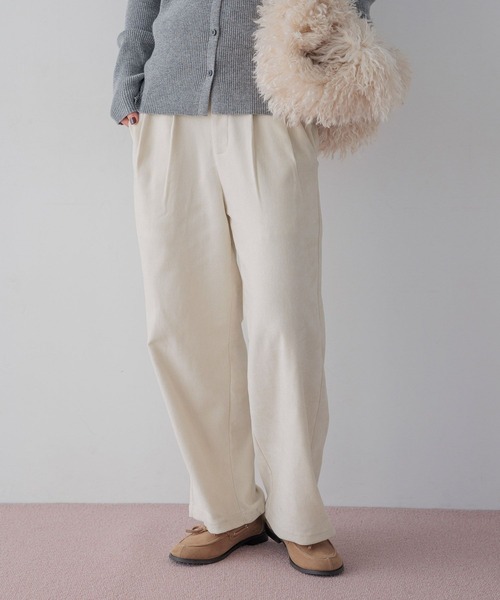 BAYFLOW（ベイフロー）の「[腰回りすっきり]モールストレートワイドパンツ（その他パンツ・レディース・チャコール/ダークブラウン/オフホワイト・SMALL/MEDIUM）」の2枚目の写真