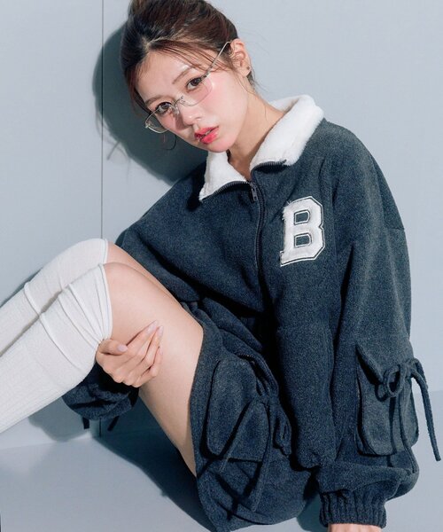 OLIVE des OLIVE（オリーブデオリーブ）の「フリースロゴジップジャケット（Tシャツ/カットソー・レディース・チャコールグレー/アイボリー/トップグレー・FREE）」の6枚目の写真