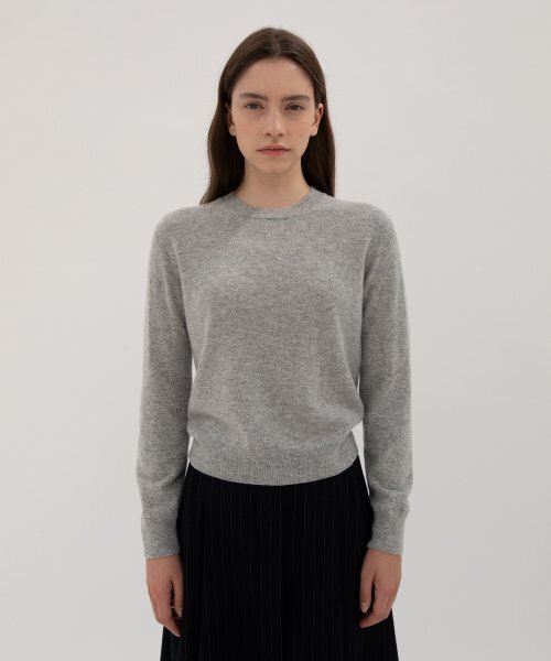 LEVAR(レバー)の「Essential Wool Round Knit - Melange grey(ニット/セーター・レディース・その他・FREE)」の2枚目の写真