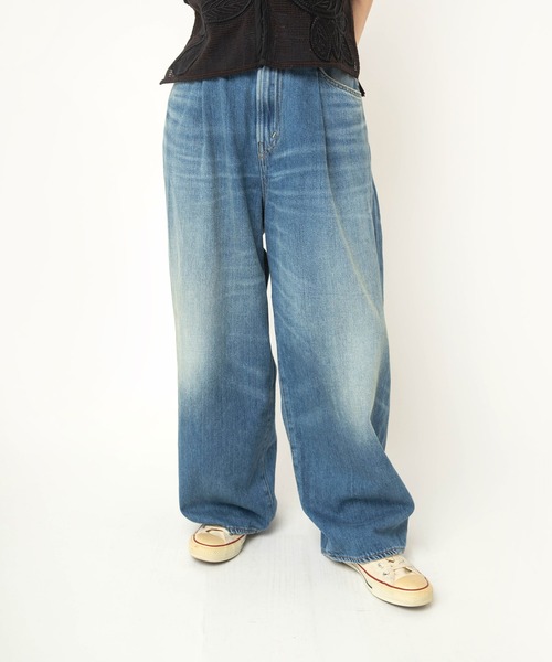 RNA-N（アールエヌエーエヌ）の「R4420 タックルーズデニム（デニムパンツ・レディース・ライトインディゴブルー・FREE）」の18枚目の写真