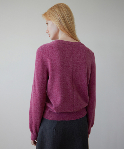 LEVAR（レバー）の「Essential Wool Round Knit - Plum（ニット/セーター・レディース・バーガンディー・FREE）」の3枚目の写真