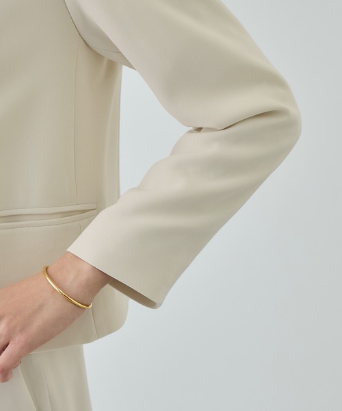 ROPE'（ロペ）の「トリアセダブルクロス クルーネックジャケット/イージーケア・セットアップ対応・26SS（ノーカラージャケット・レディース・ベージュ/ネイビー・36/38/40）」の17枚目の写真