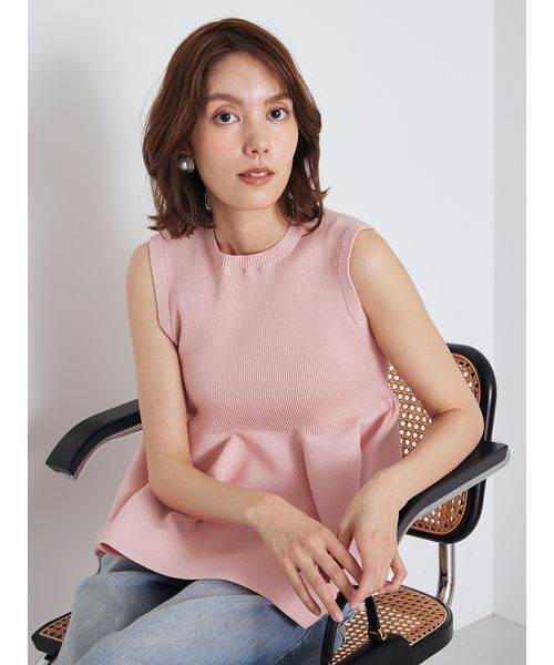 Mila Owen（ミラオーウェン）の「【USAGI・ZOZO限定カラー】【セットアップ対応】フォルムアンサンブルペプラムノースリニット（ニット/セーター・レディース・ネイビー/グリーン/ピンク/アイボリー/ブラック・F）」の5枚目の写真