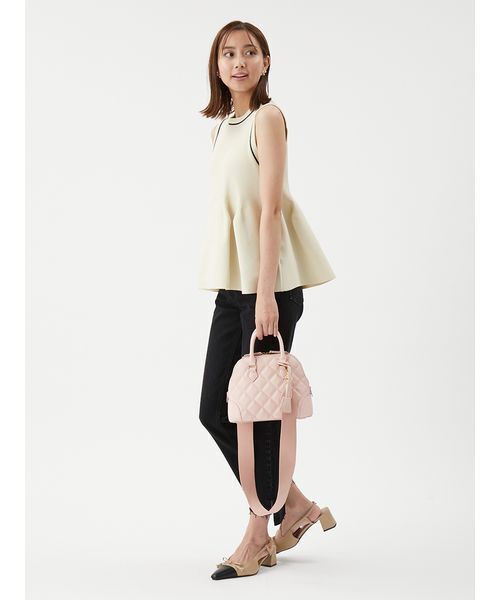 Mila Owen（ミラオーウェン）の「【USAGI・ZOZO限定カラー】【セットアップ対応】フォルムアンサンブルペプラムノースリニット（ニット/セーター・レディース・ネイビー/グリーン/ピンク/アイボリー/ブラック・F）」の15枚目の写真