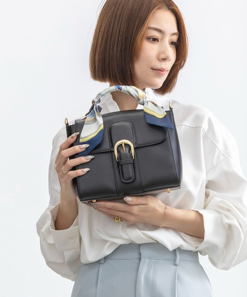 MIAN （ミアン）の「スカーフ付き2wayハンドバッグ（ハンドバッグ・レディース・ブラウン/ブラック/グレイッシュベージュ・FREE）」の8枚目の写真