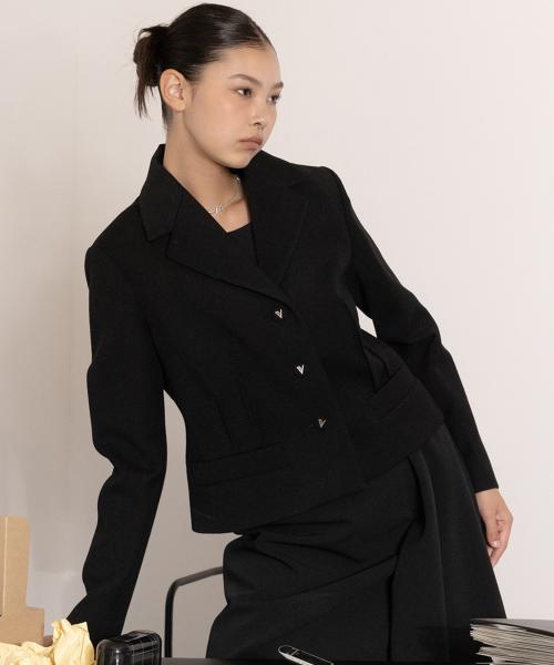 スリーボタンピンタックウールジャケットブラック
