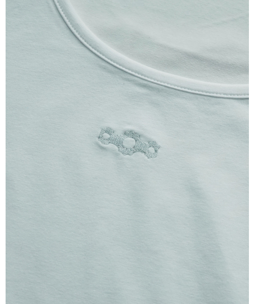 MAGORENSEOUL(マゴレンソウル)の「トライクリプス刺繍UネックTシャツグレー(Tシャツ/カットソー・レディース・その他・FREE)」の3枚目の写真