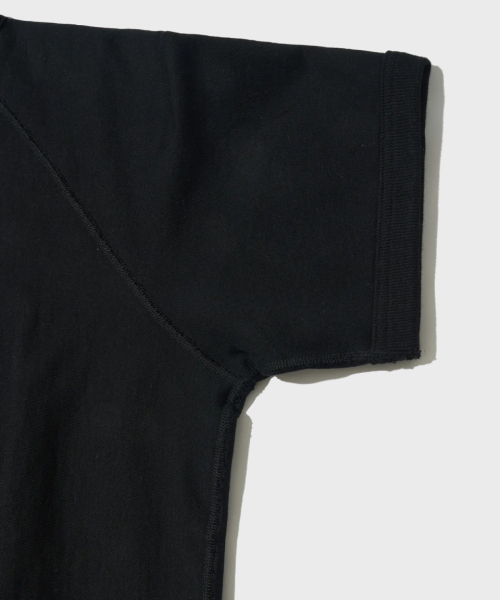 OUTSTANDING(アウトスタンディング)の「BASIC HALF SWEAT_BLACK(Tシャツ/カットソー・メンズ・その他・LARGE/MEDIUM/SMALL)」の3枚目の写真