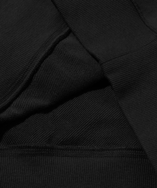 OUTSTANDING(アウトスタンディング)の「BASIC HALF SWEAT_BLACK(Tシャツ/カットソー・メンズ・その他・LARGE/MEDIUM/SMALL)」の2枚目の写真