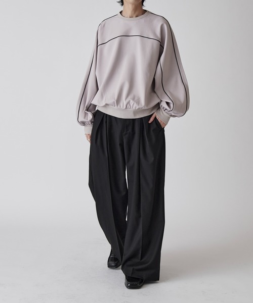 Lui's（ルイス）の「【Neucon】PIPING BALLOON PONTE SWEAT / パイピングバルーンポンチスウェットプルオーバー（スウェット・メンズ・ブラック/ライトグレー・1/2）」の14枚目の写真