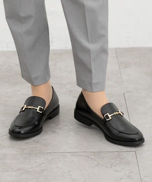 Honeys(ハニーズ)の「シンプルビットローファー(ローファー・レディース・ブラック・L/LL/M/S)」の2枚目の写真